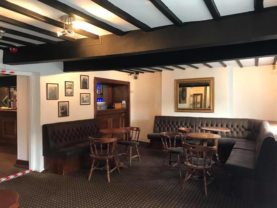 New Gurkha Inn ブレコン エクステリア 写真