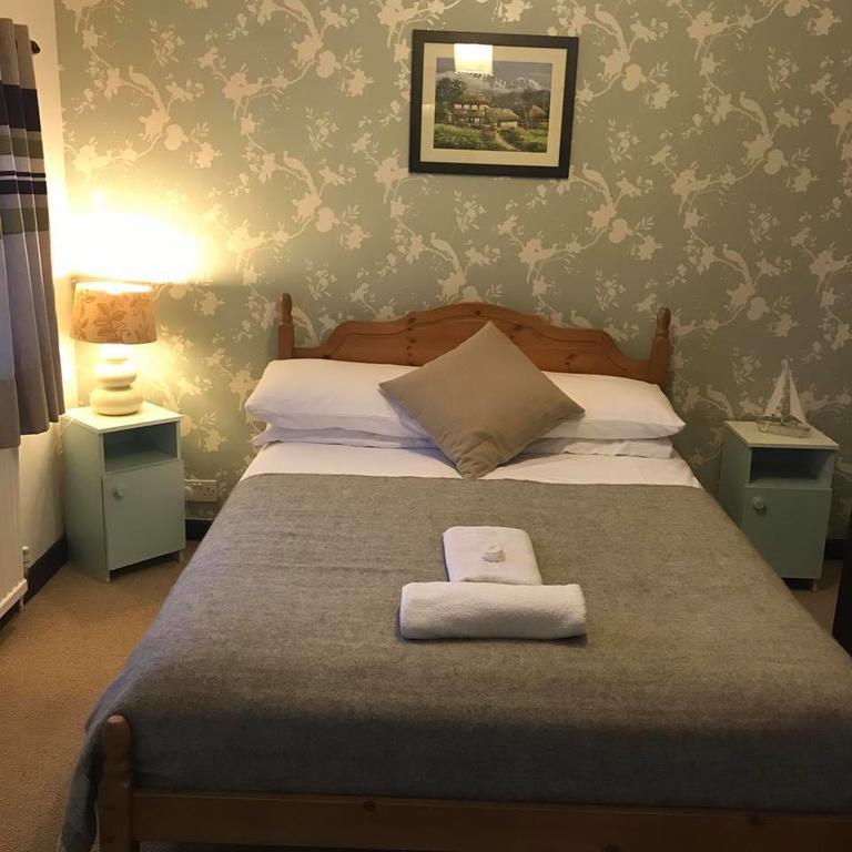 New Gurkha Inn ブレコン エクステリア 写真